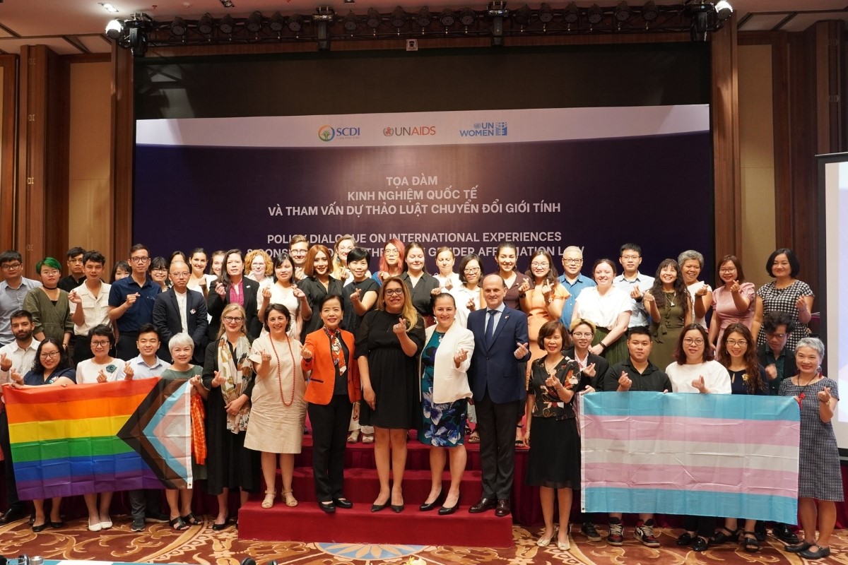 Tọa đàm Kinh nghiệm Quốc tế và tham vấn dự thảo Luật chuyển đổi giới tính